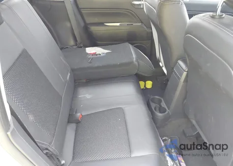 2015 Jeep Compass Latitude из США, поврежденный, VIN 1C4NJDEBXFD162482